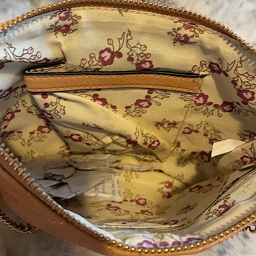Tan Purse - Picture 3 of 3